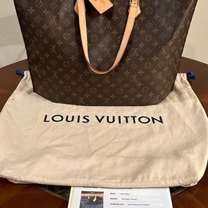 LOUIS VUITTON
Monogram